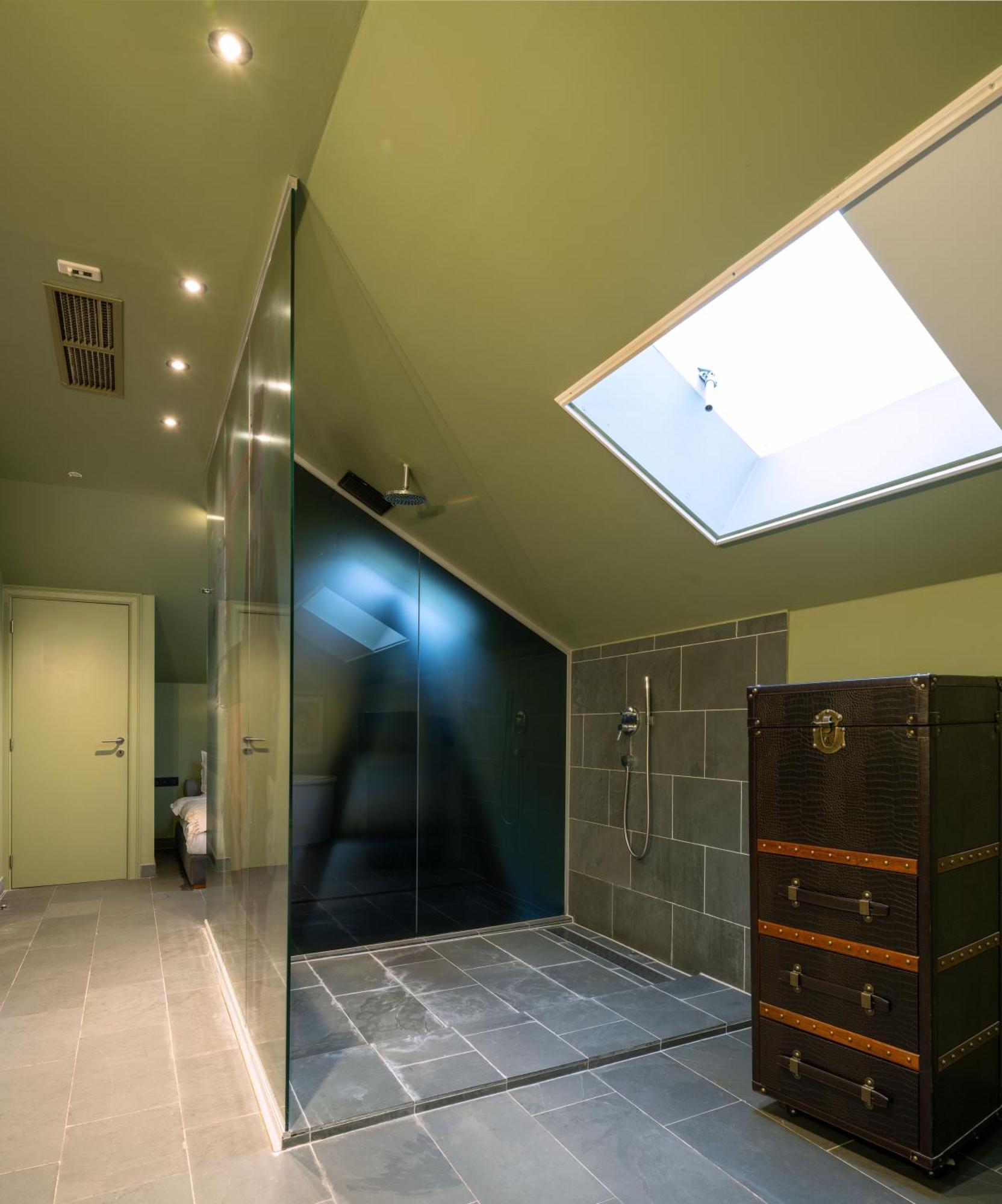 Luxury Suites - Quartier-Sud Antwerpen Buitenkant foto